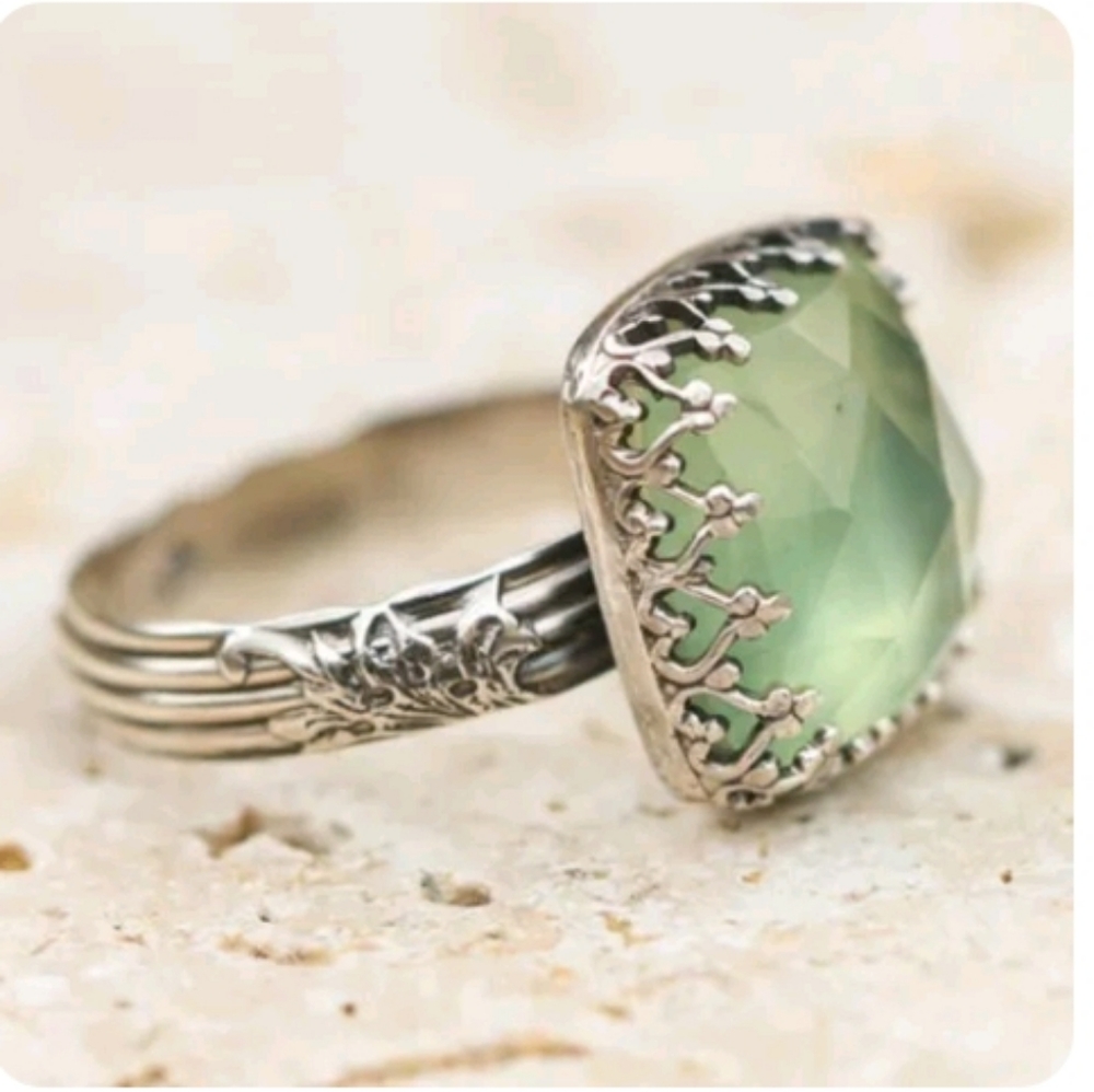 Women Silver Zircon Peridot Moonstone Wedding Jewelry Band Ring Size 8